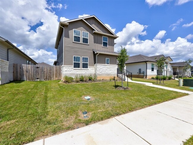 Building Photo - 10205 Mager Ln