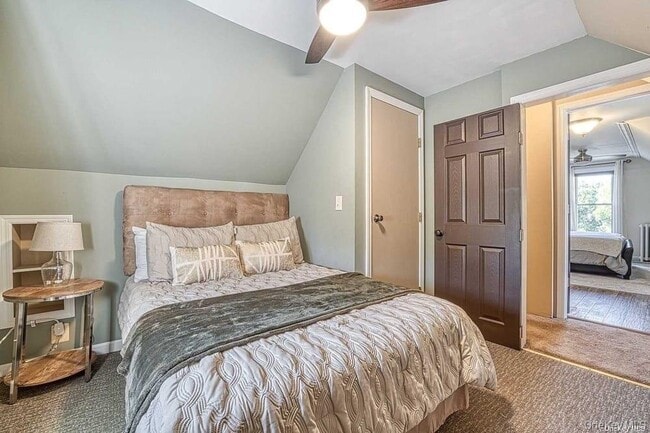 Building Photo - 524 Central Ave