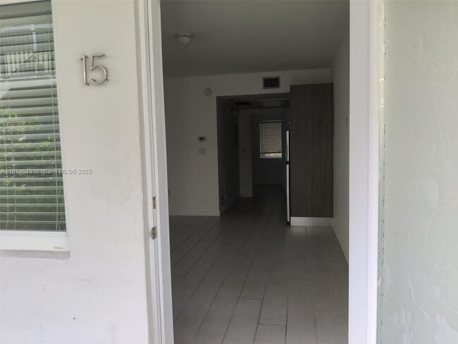 Building Photo - 740 Meridian Ave