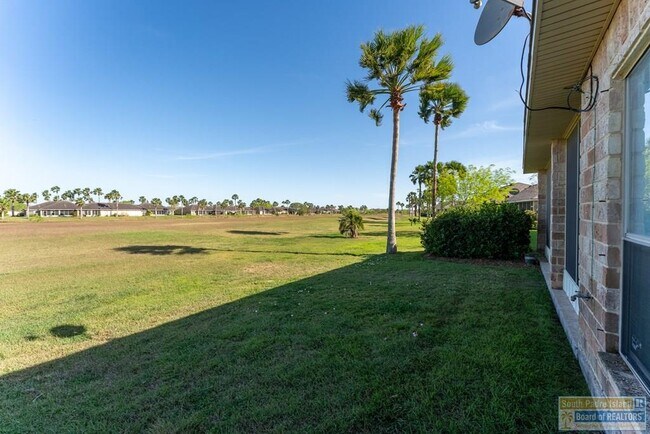 Building Photo - 29 Torrey Pines Dr