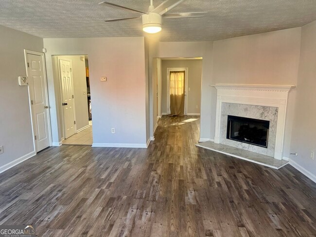 Building Photo - 5663 Windfall Ln