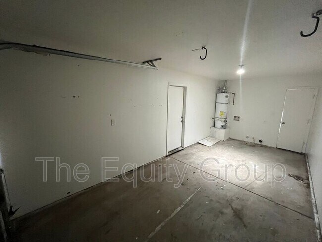 Building Photo - 482 W Morton Ave