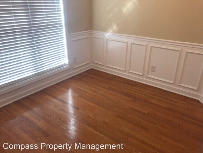 Building Photo - 3 br, 2 bath House - 401 Reagan Road