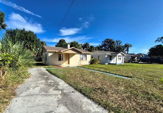 Building Photo - 1725 W Arch St