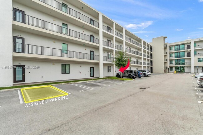 Building Photo - 8167 NW 41st St