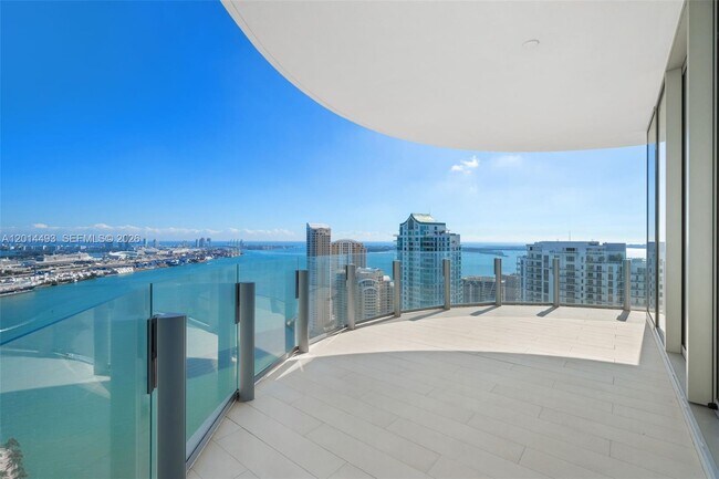Building Photo - 300 Biscayne Blvd Way