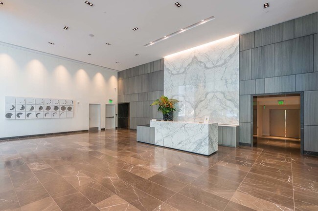 Building Photo - Stunning LUMINA Condo with Bay Views