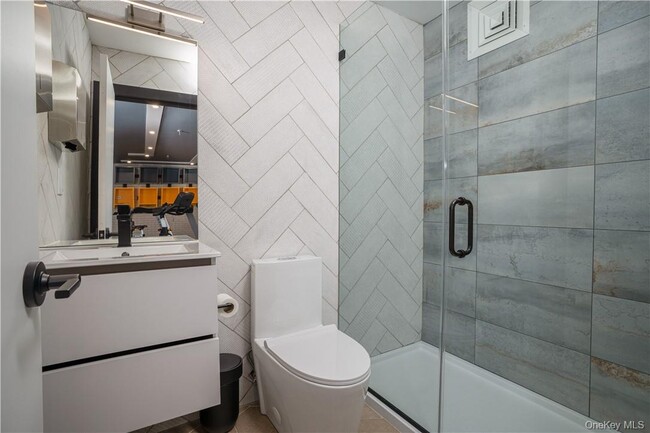 Building Photo - 8-12 S Boulevard Unit# 8-104