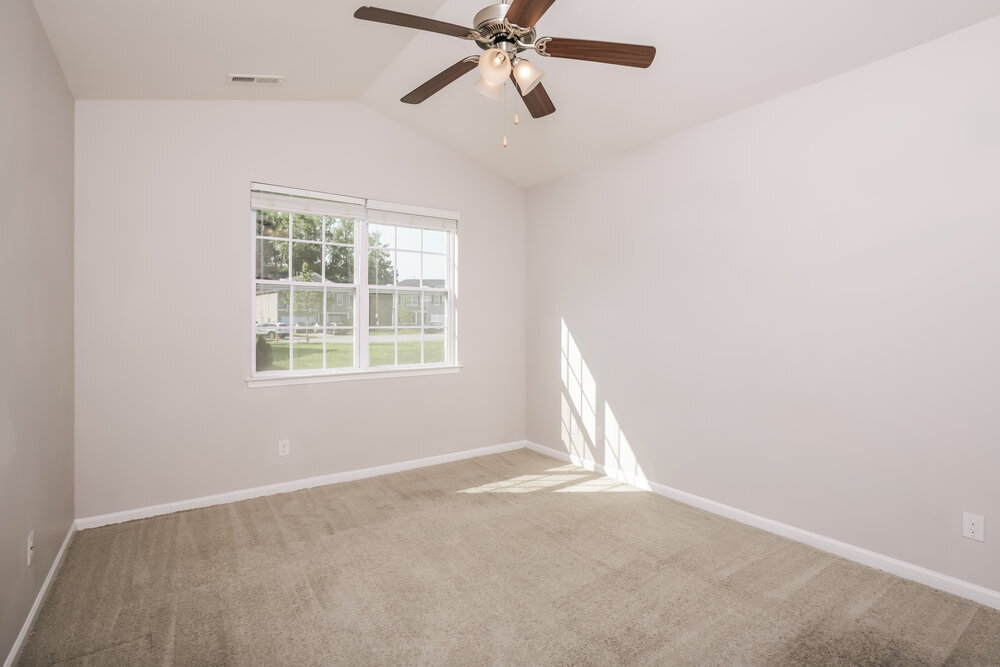 Building Photo - 621 Rose Mallow Dr
