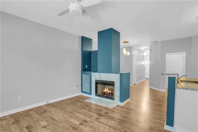 Building Photo - 1634 Jackson Way