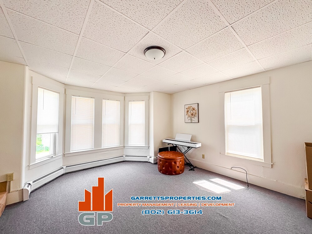 Building Photo - 47 Spaulding St