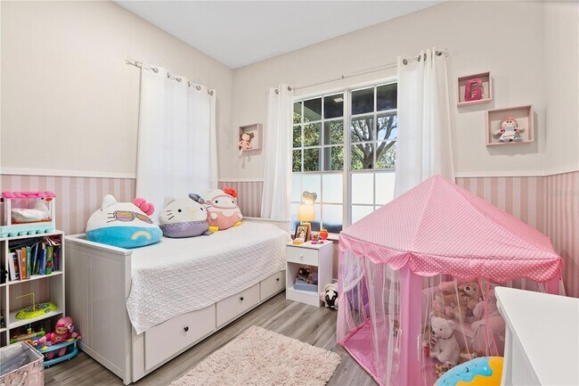 Building Photo - 11342 S Camden Commons Dr