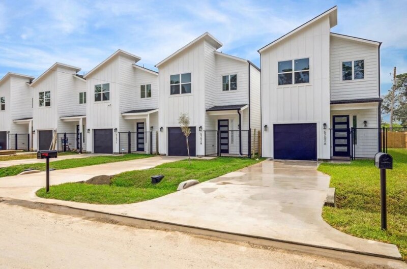 Building Photo - 5702 Breland St