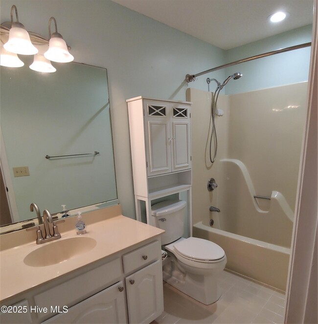 Building Photo - 456 Egret Dr