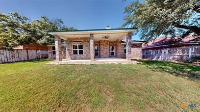 Building Photo - 2536 Mugho Dr