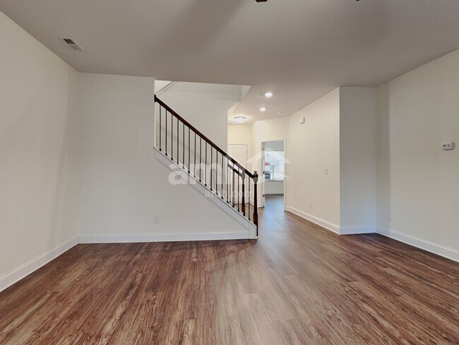 Building Photo - 3920 Riceland Pl