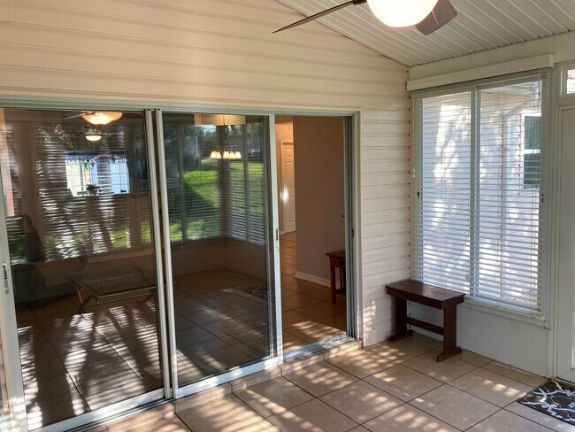 Building Photo - Ocala Palms 55+  2/2 Home