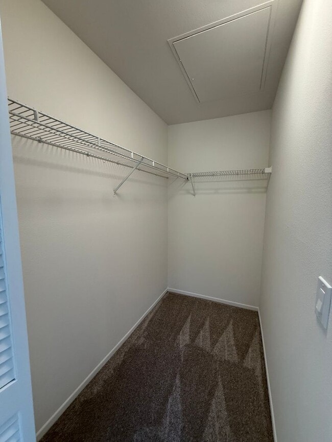 Building Photo - Terrific 2Br/2Ba Condo in gated community of Morada in Rancho Bernardo - Updated 2nd floor