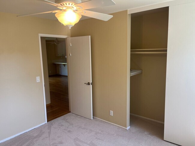 Building Photo - 1080 Maraschino Dr