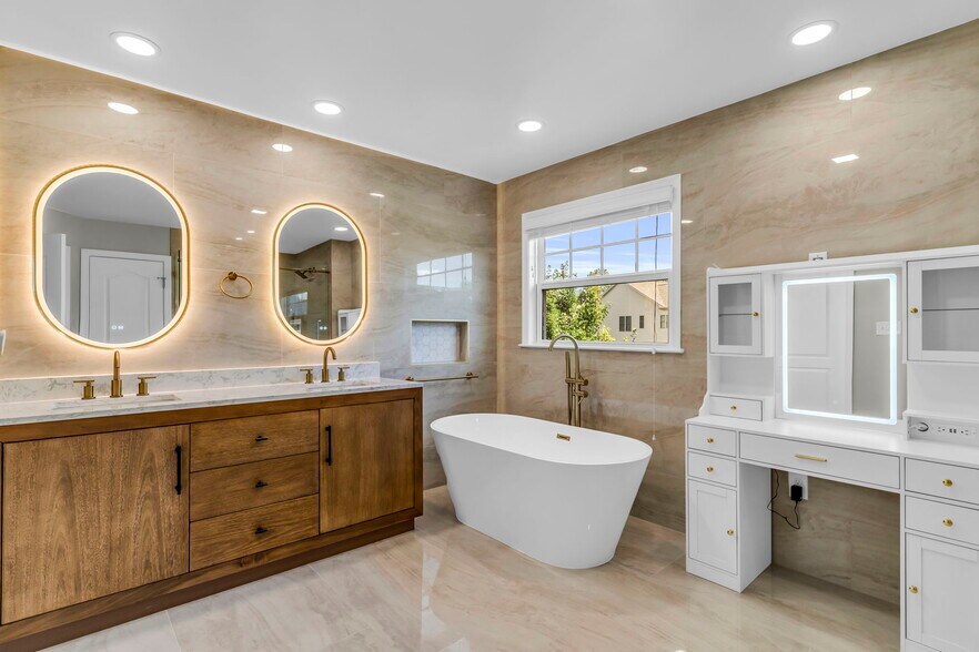 Building Photo - 42522 Stratford Landing Dr