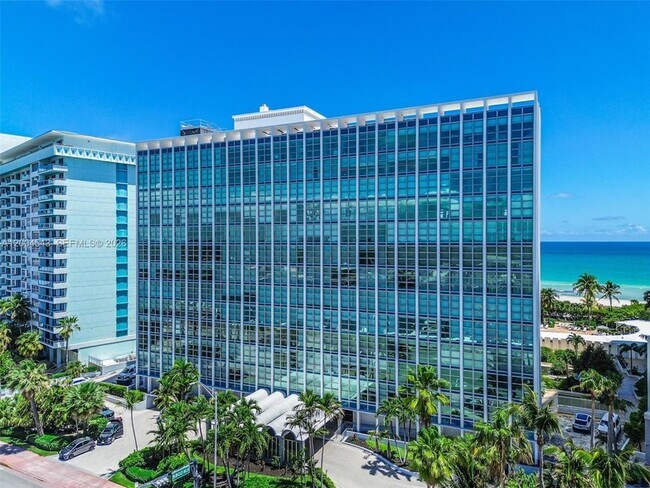 Building Photo - 5055 Collins Ave