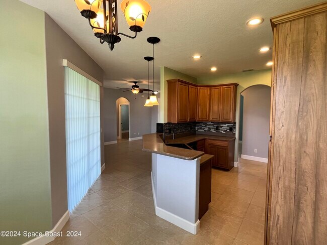 Building Photo - 1874 Bermuda Ct