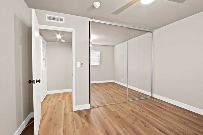 Hallway Bedroom - 15962 S Myrtle Ave