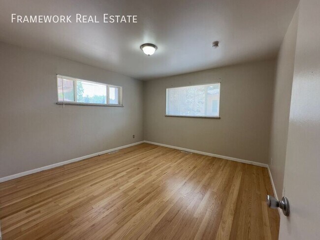 Building Photo - 4350 Ingalls St