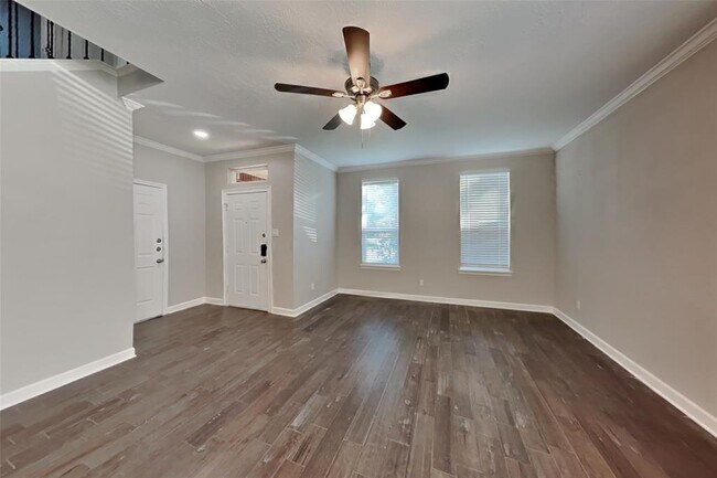 Building Photo - 7103 Kirkglade Ct