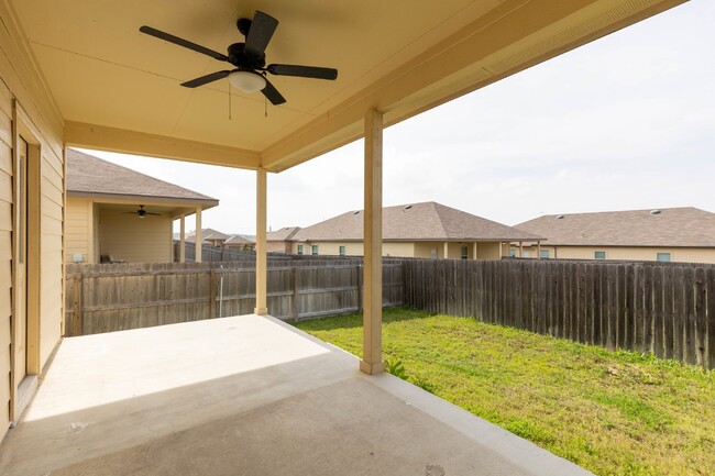 Building Photo - 218 Ragsdale Way