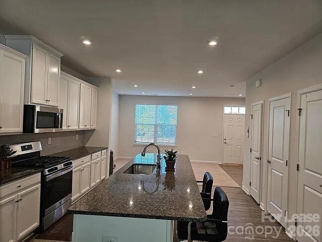 Building Photo - 116 Hamrick Rd