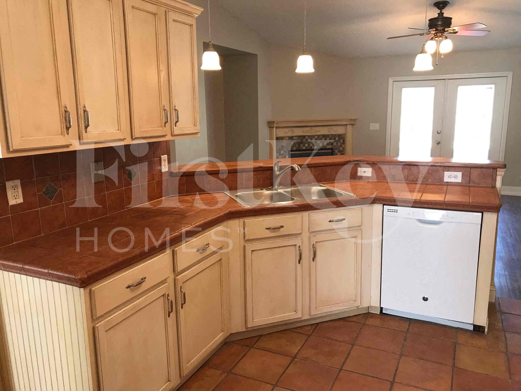 Building Photo - 1609 Whiting St SE