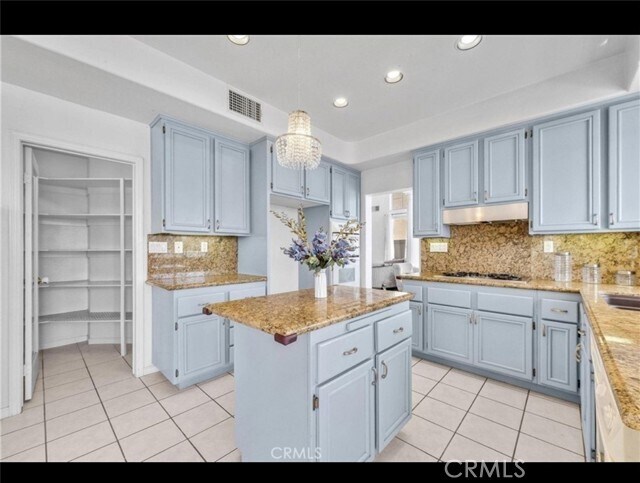 Building Photo - 23685 Coldwater Ct
