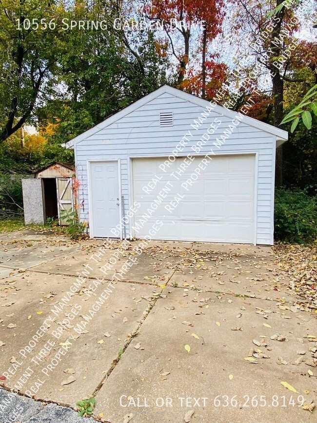 Building Photo - 3br/1ba Glasgow Village Home