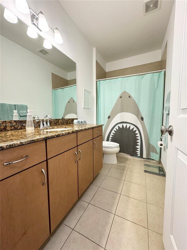 Building Photo - 13017 Riverwalk Cir S