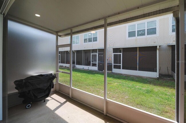 Building Photo - 26532 Castleview Way