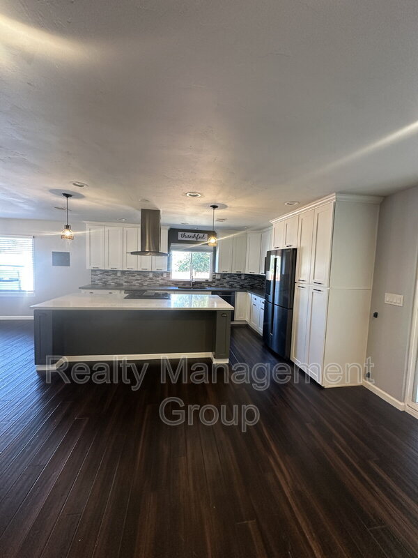 Building Photo - 2388 Windmill View Rd