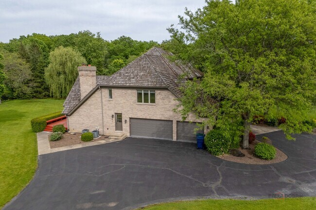 Building Photo - 5420 Belmont Ct