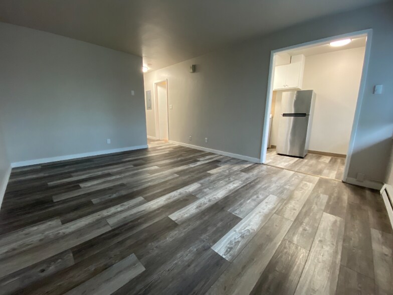 Building Photo - 4636 22nd Ave NE