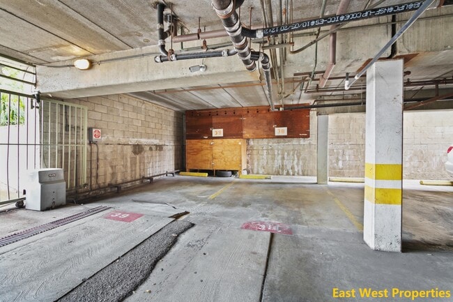 Building Photo - 408 Civic Center Dr E