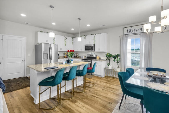 Building Photo - 254 Clear View School Rd