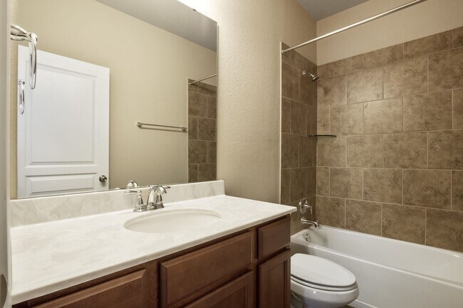 Building Photo - 3 Bedroom Home in Wyndham Hills (Academy I...