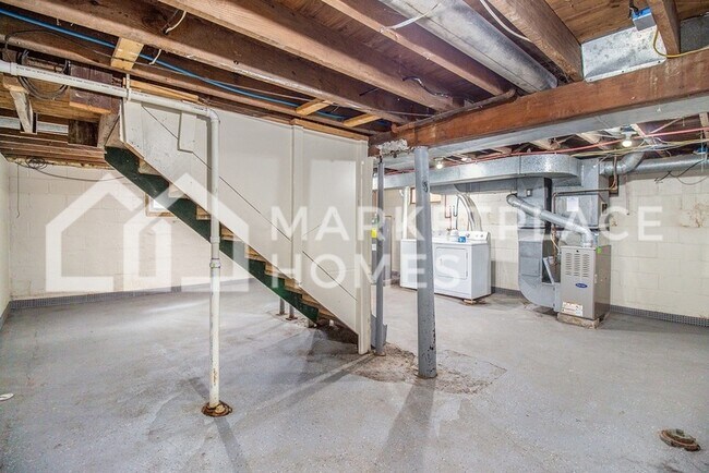 Building Photo - 1107 Greenwood Ave