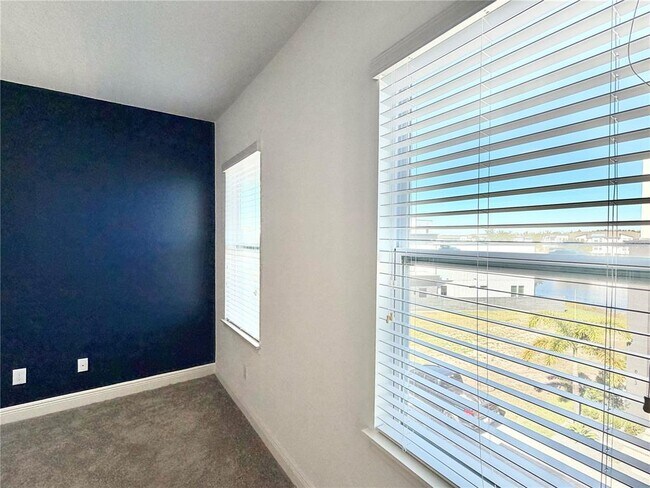 Building Photo - 8200 Elion St