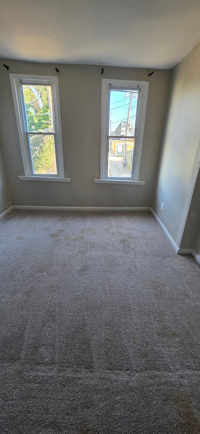 Building Photo - 701 N Curley St