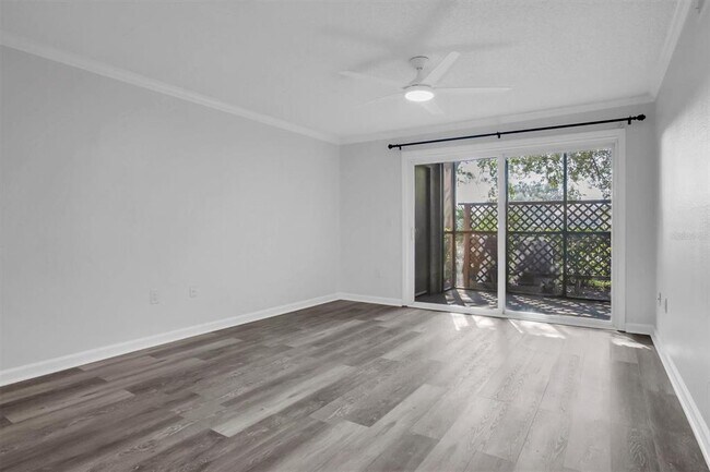 Building Photo - 2500 Winding Creek Blvd