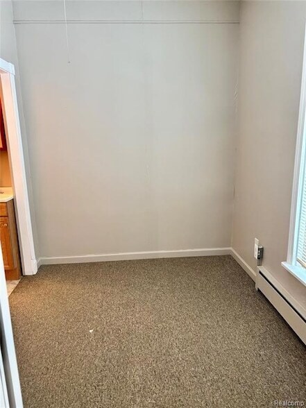 Building Photo - 65 N Washington St