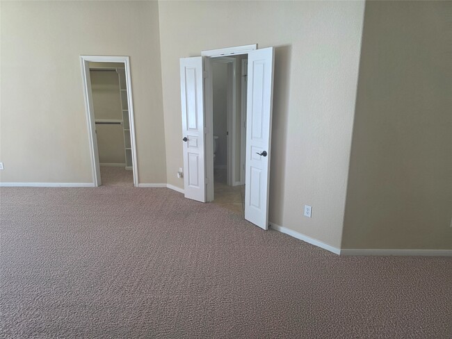 Building Photo - 2520 Garnetfield Ln