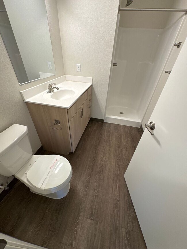 Building Photo - 4Bed 2Bath -Windom Landing Under New Management