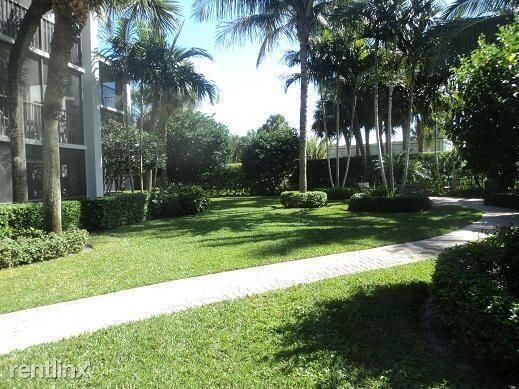 Building Photo - 2 br, 2 bath House - 123 Bay Colony Dr N